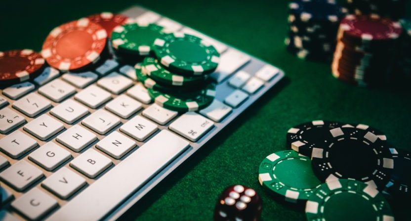 The World of Online Gambling: Trends, Risks, and the Future of Digital Gaming